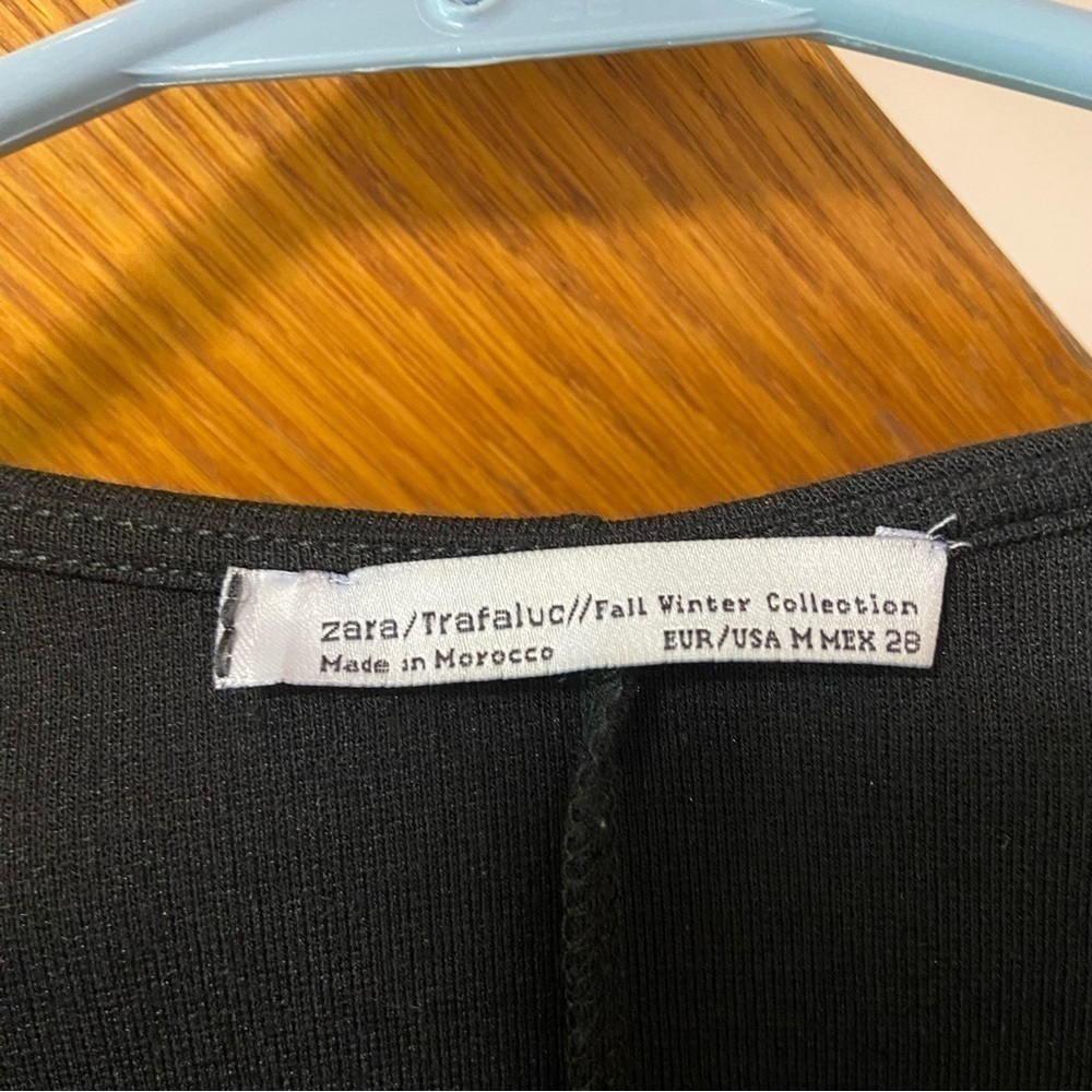 Zara Bodycon Black Dress Trafaluc Fall/Winter Collection Size Medium - Picture 2 of 4